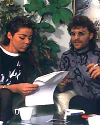 Sandra junto a Cretu